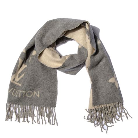 louis vuitton wool scarves.